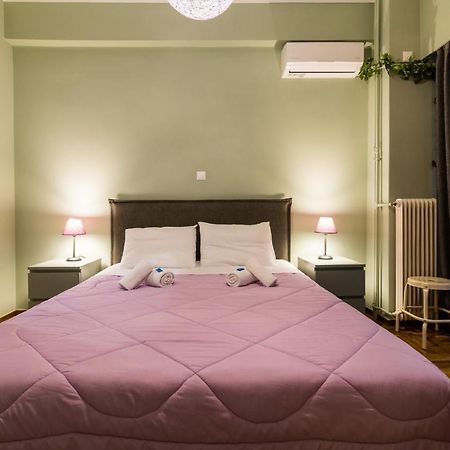 Modern-Vintage Apartment By Acropolis Museum Atene Esterno foto